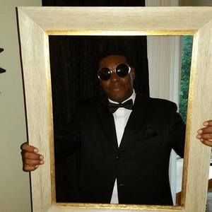 Meet your Posher, Demario